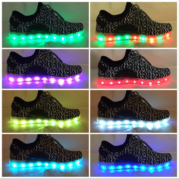 Shoes - BRAND NEW LIGHT UP SNEAKERS (unisex)